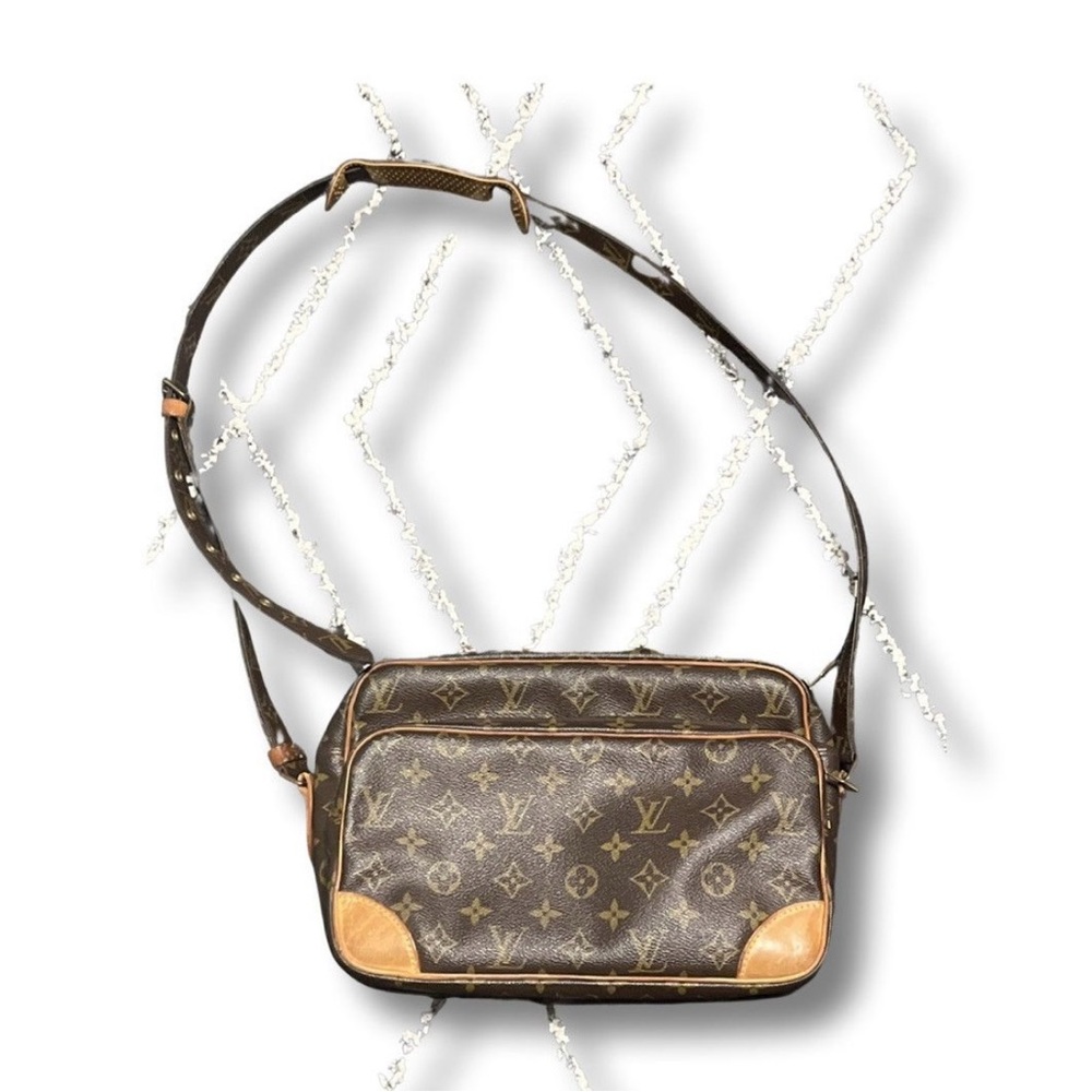 Louis Vuitton Nile bag